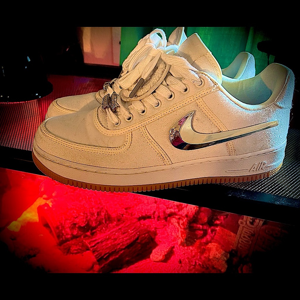Travis Scott Air Force 1